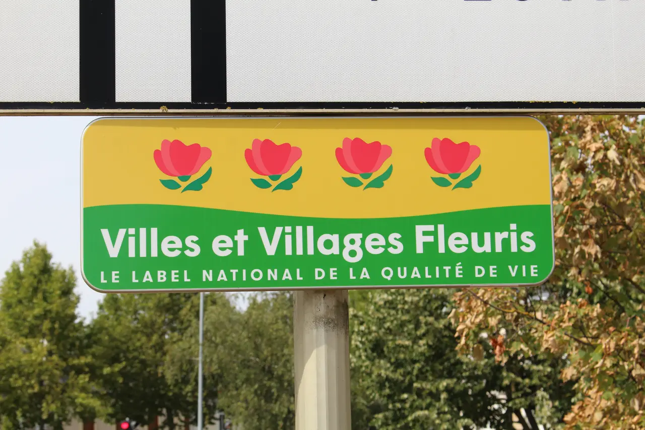Panneau Villes Villages Fleuris Montargis 3