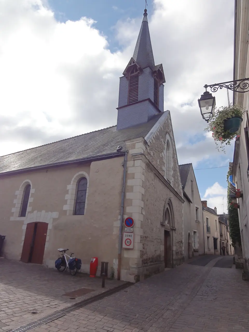 Église Notre-Dame de Montbazon, extérieur