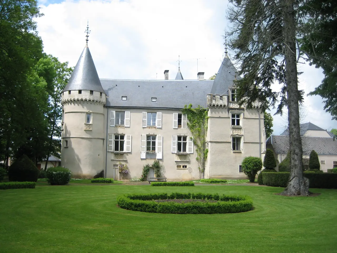 Château-Mairie de Montgivray