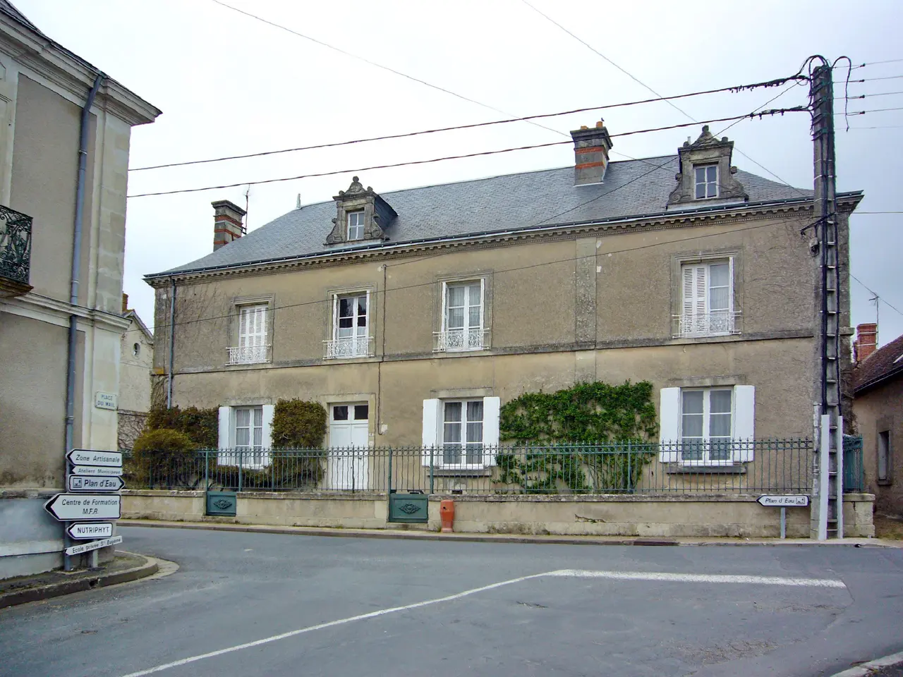Maison natale à Neuvy-le-Roi