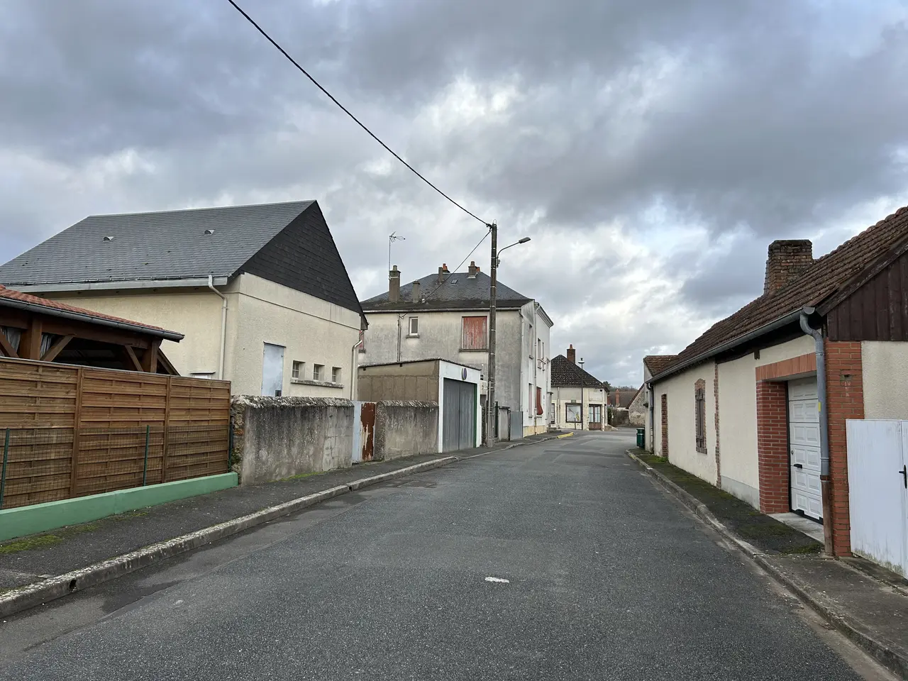 Neuvy-sur-Barangeon - rue de la Poste