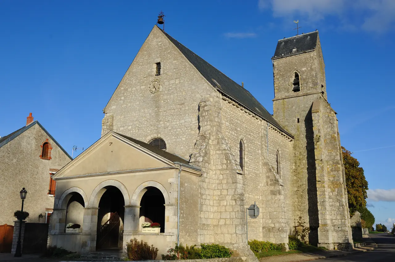 Outarville église Saint-Laurent 1