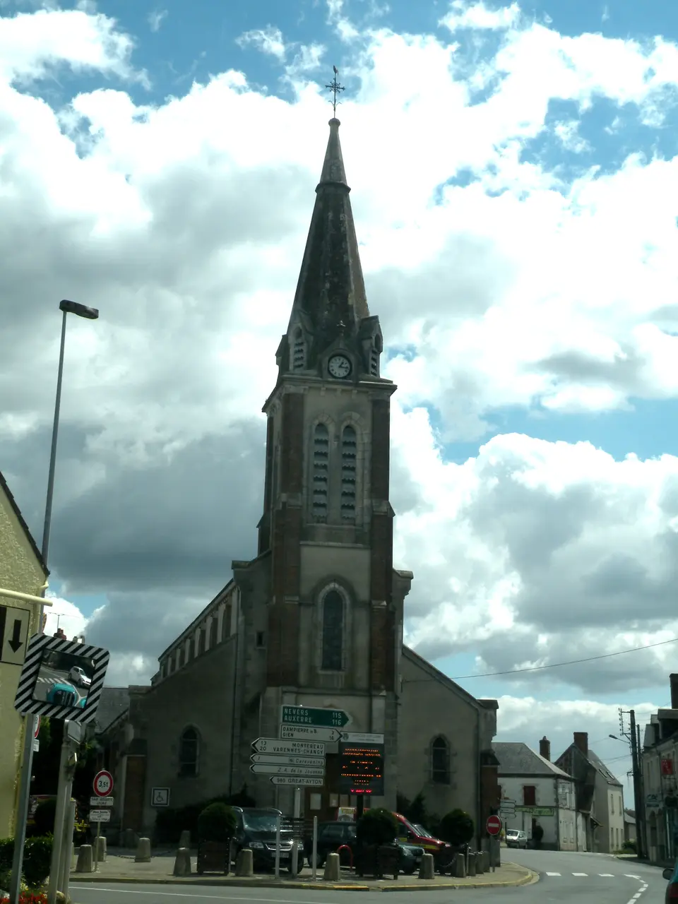Ouzouer-sur-Loire - église