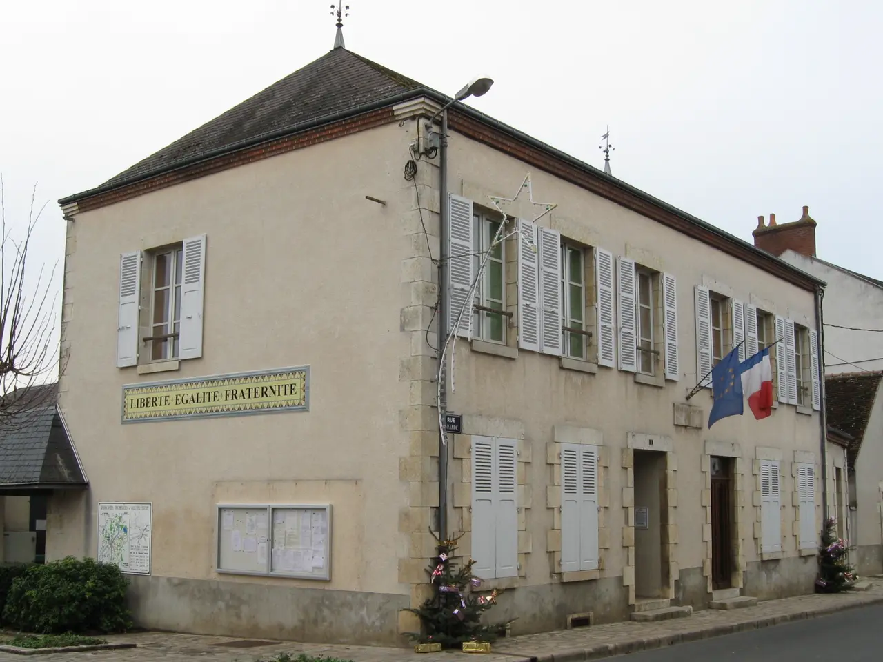 Ouzouer-sur-Trézée - 01