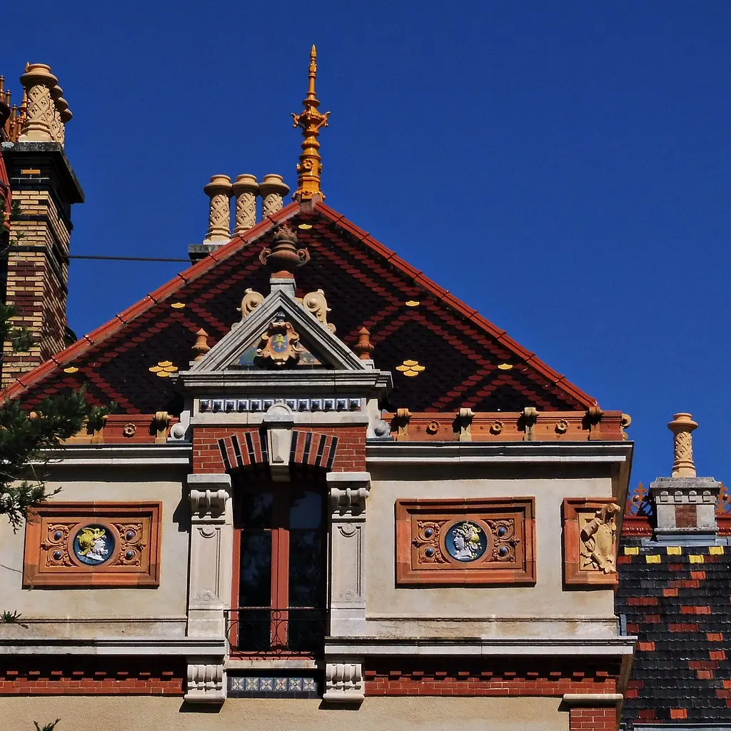 1 - Ecuisses (Bourgogne), La Villa Perrusson et son jardin, Façade arrière - Détail