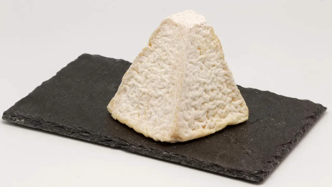 Pouligny-saint-pierre (fromage) 03