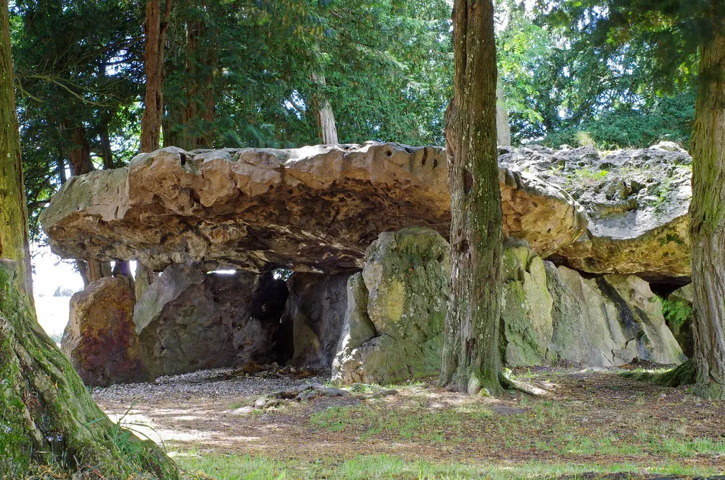Saint-Antoine-du-Rocher (Indre-et-Loire)