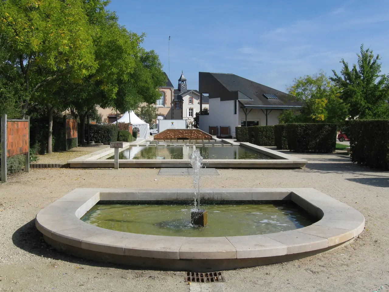 Saint-Jean-de-Braye jardin de la mairie 1