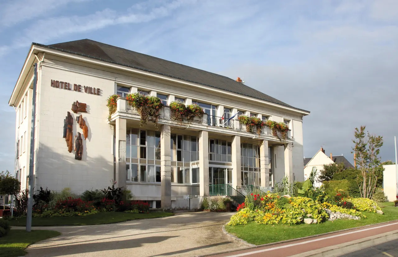 Mairie (Saint Jean de la Ruelle)