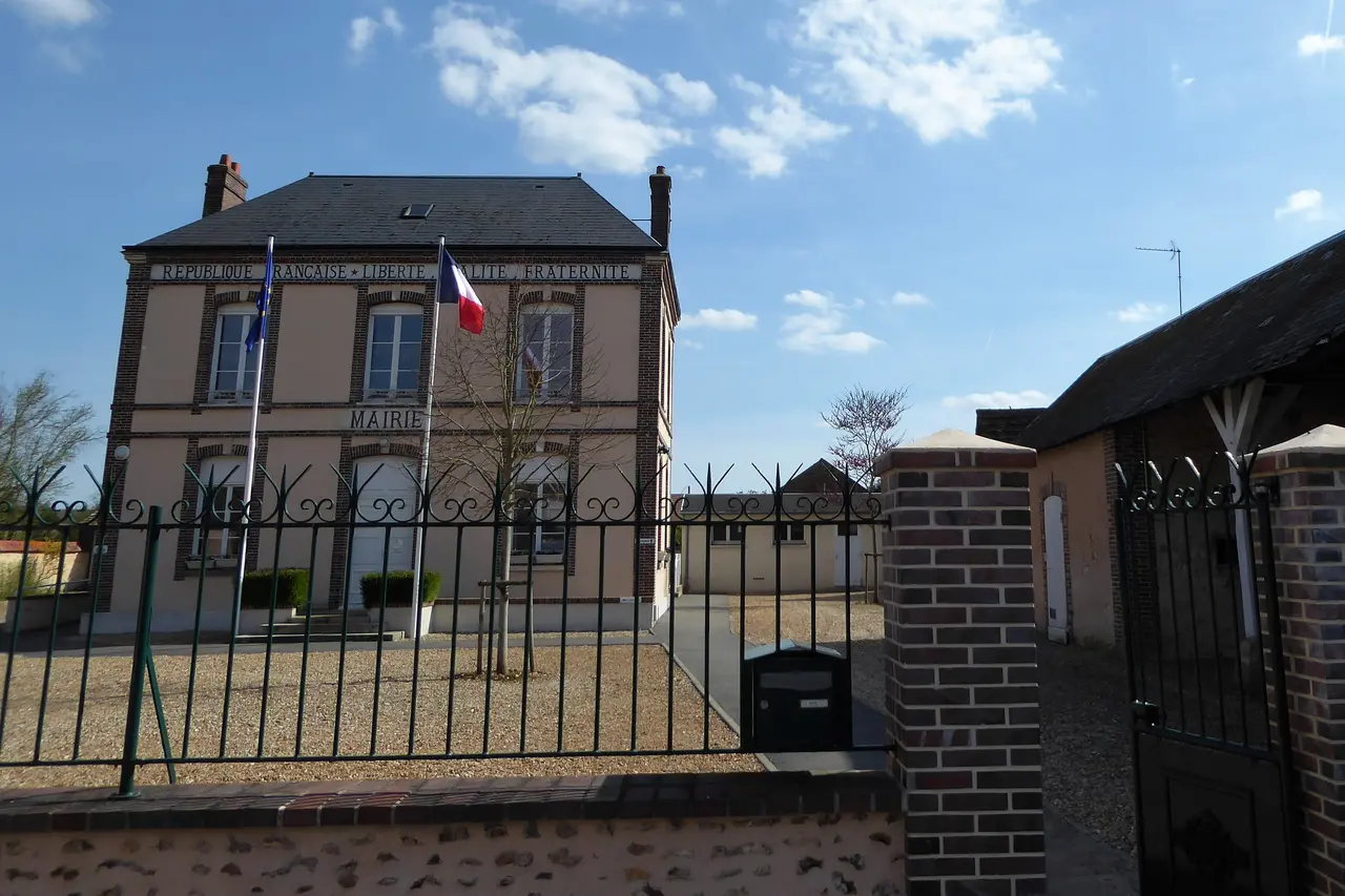 Saussay mairie Eure-et-Loir France