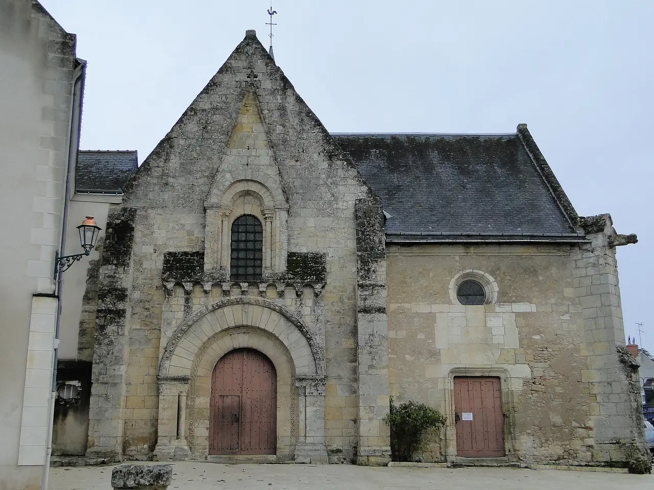 Vernou-sur-Brenne - Eglise Sainte-Trininté (2010) 1