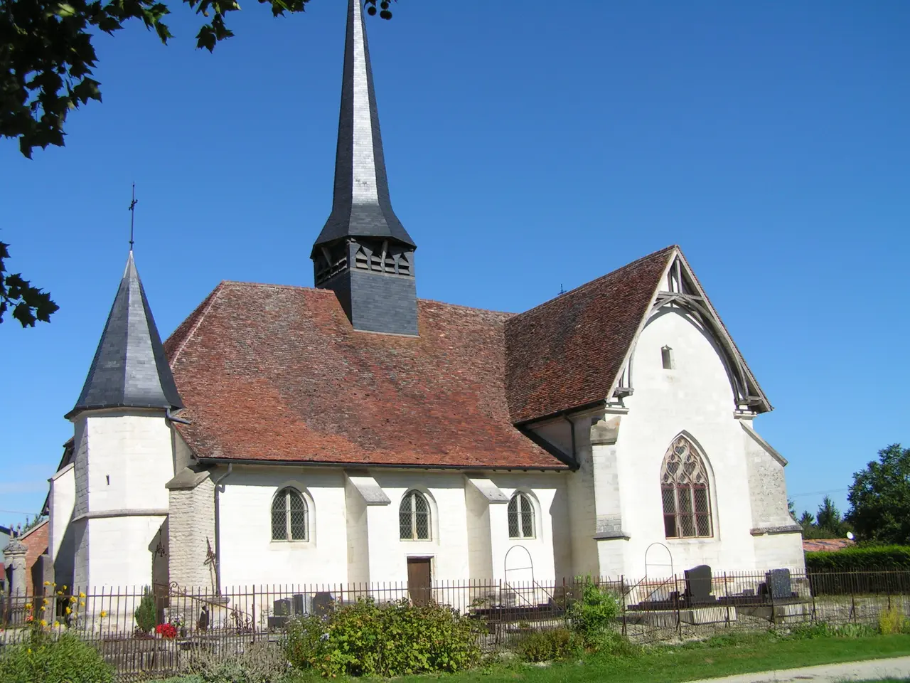 Yèvres-le-Petit Église