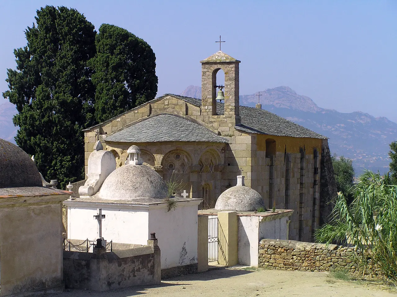 Lumio-Sts-Pierre-Paul-1