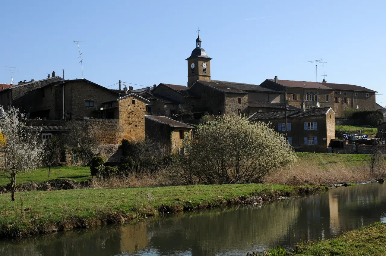 File:Othain a Bazeilles sur Othain.JPG