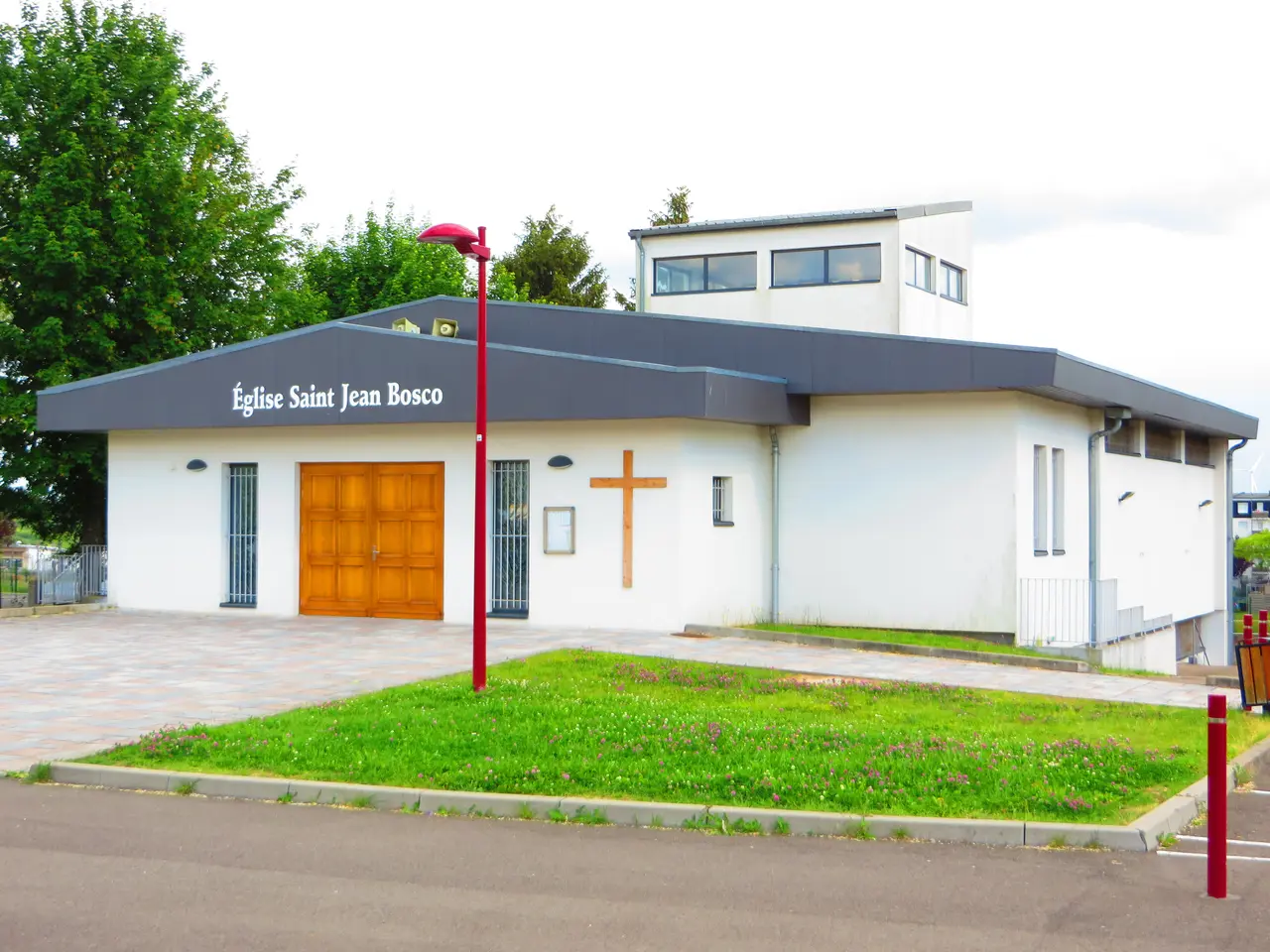 Behren-lès- Forbach eglise Saint jean bosco
