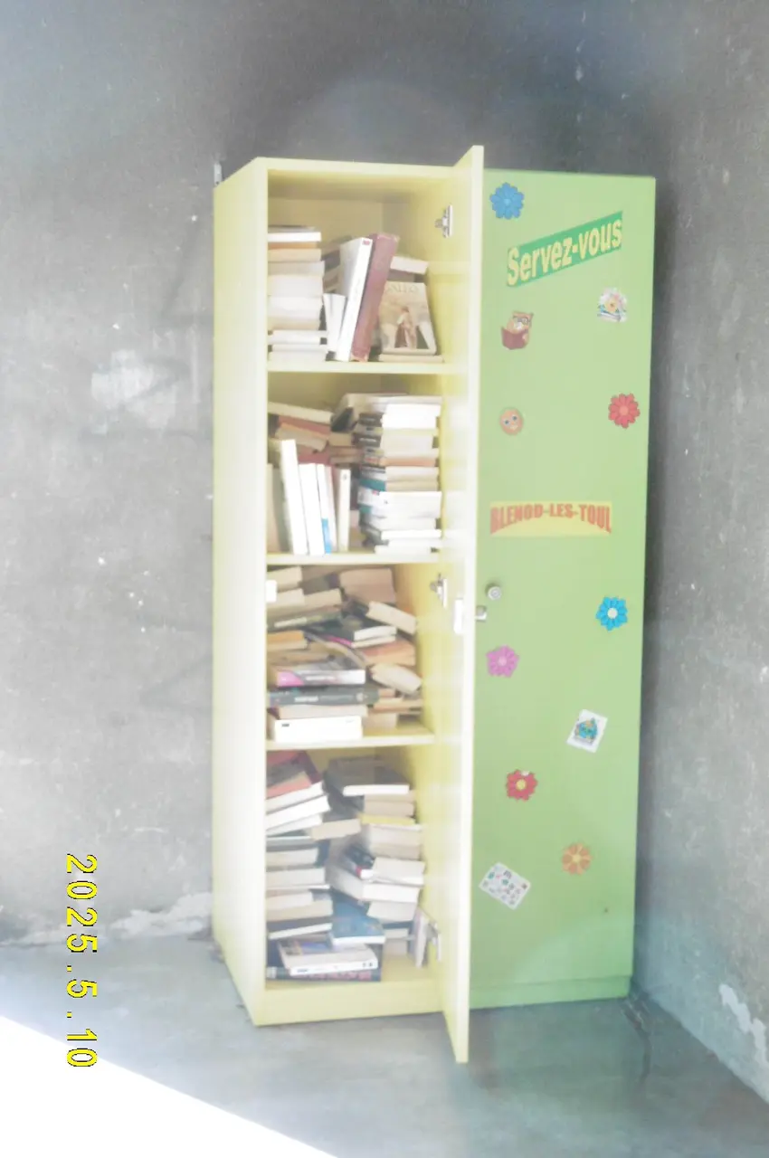 Blénod-lès-Toul - maison des associations - boîte à livres