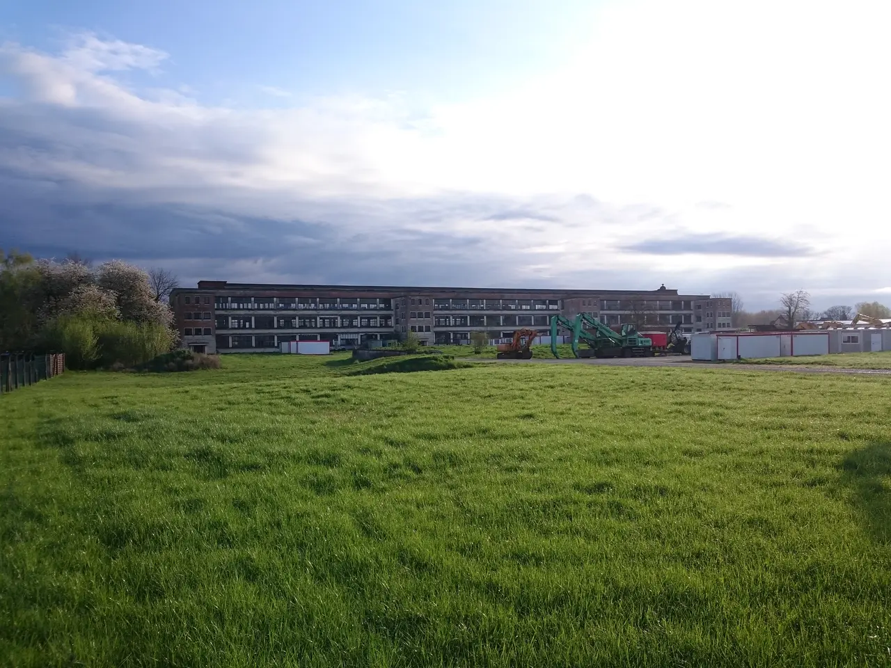 Usine List depuis la rue de Boofzheim (Rhinau)