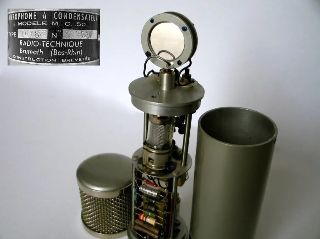 RADIO-TECHNIQUE Model M.C.50 (EF86 Tube) Condenser Microphone Brumath, France (1963)