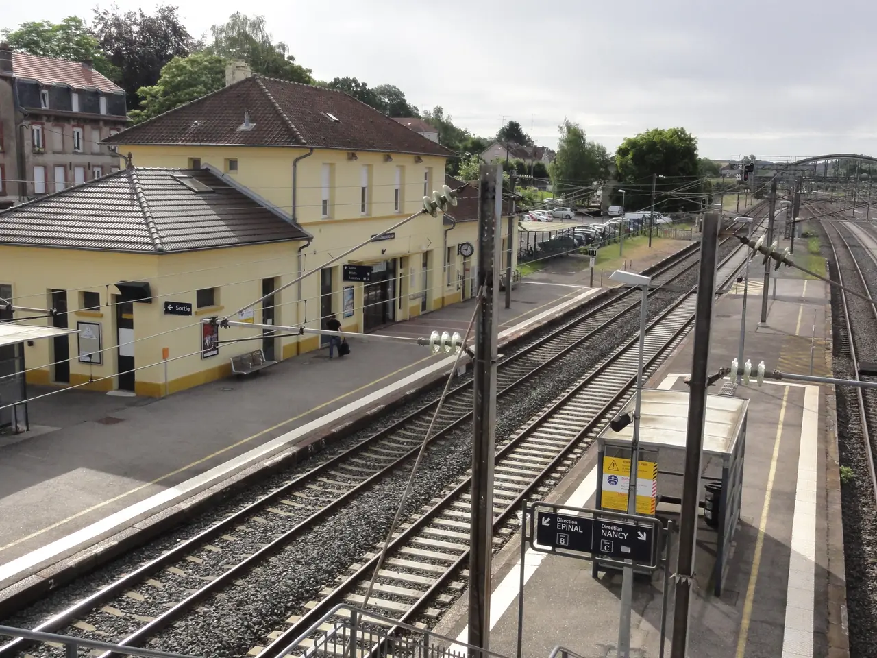 File:Damelevières (M-et-M) gare de Blainville-Damelevières (01).jpg