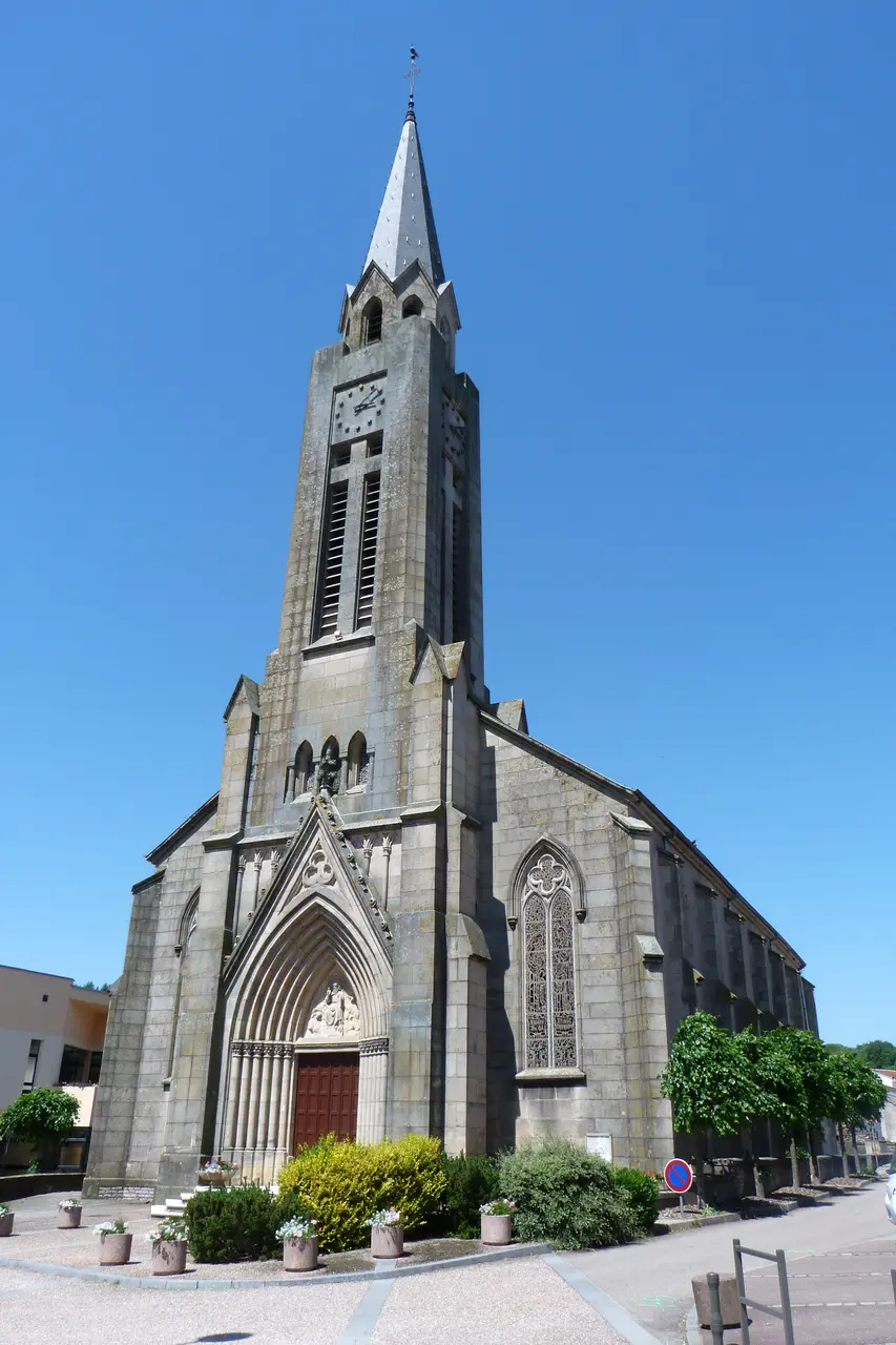 File:Église Saint-Étienne (Dogneville).JPG