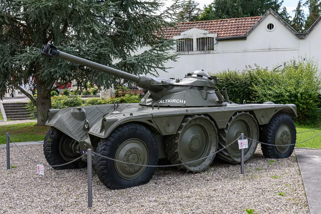 Panhard EBR-90