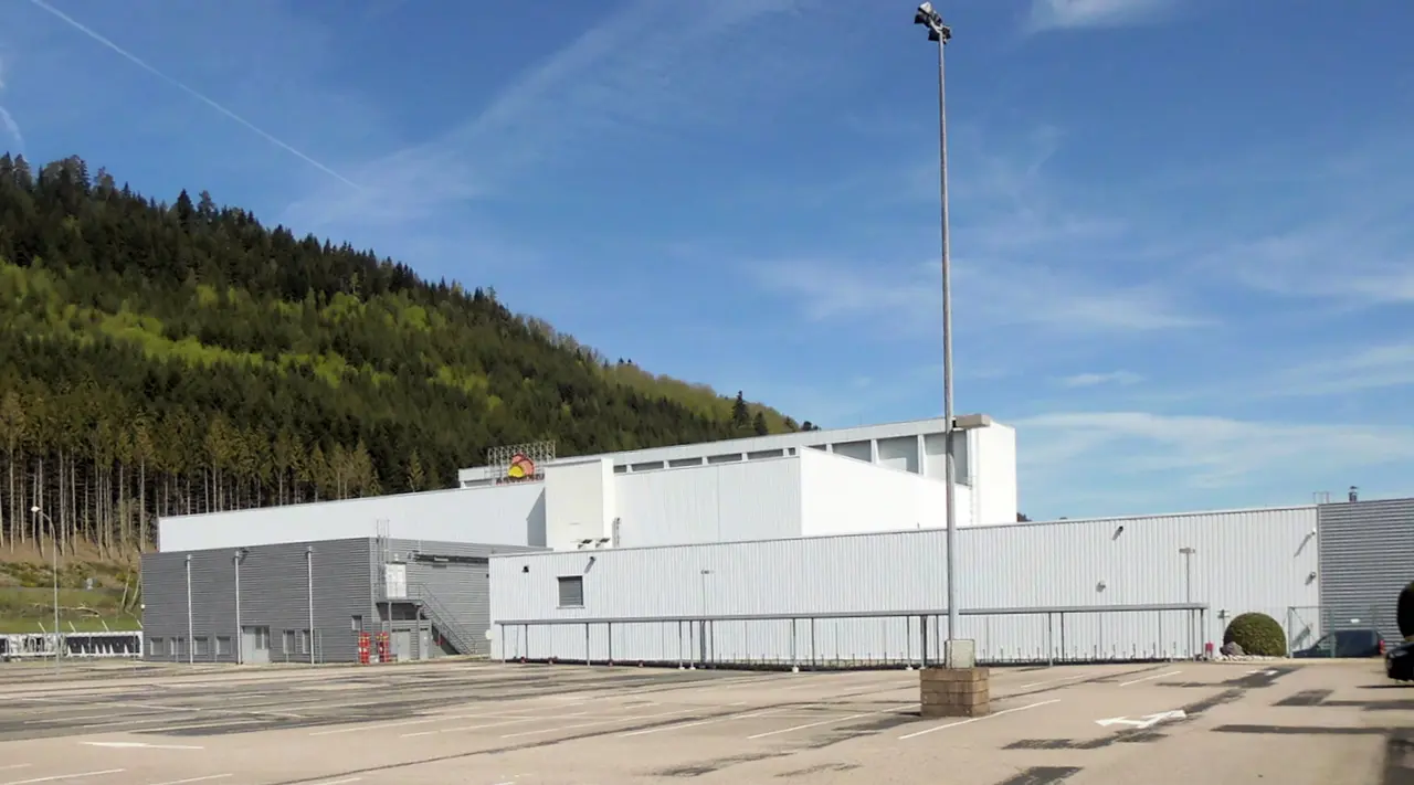 Éloyes, Siège de l'usine Thiriet