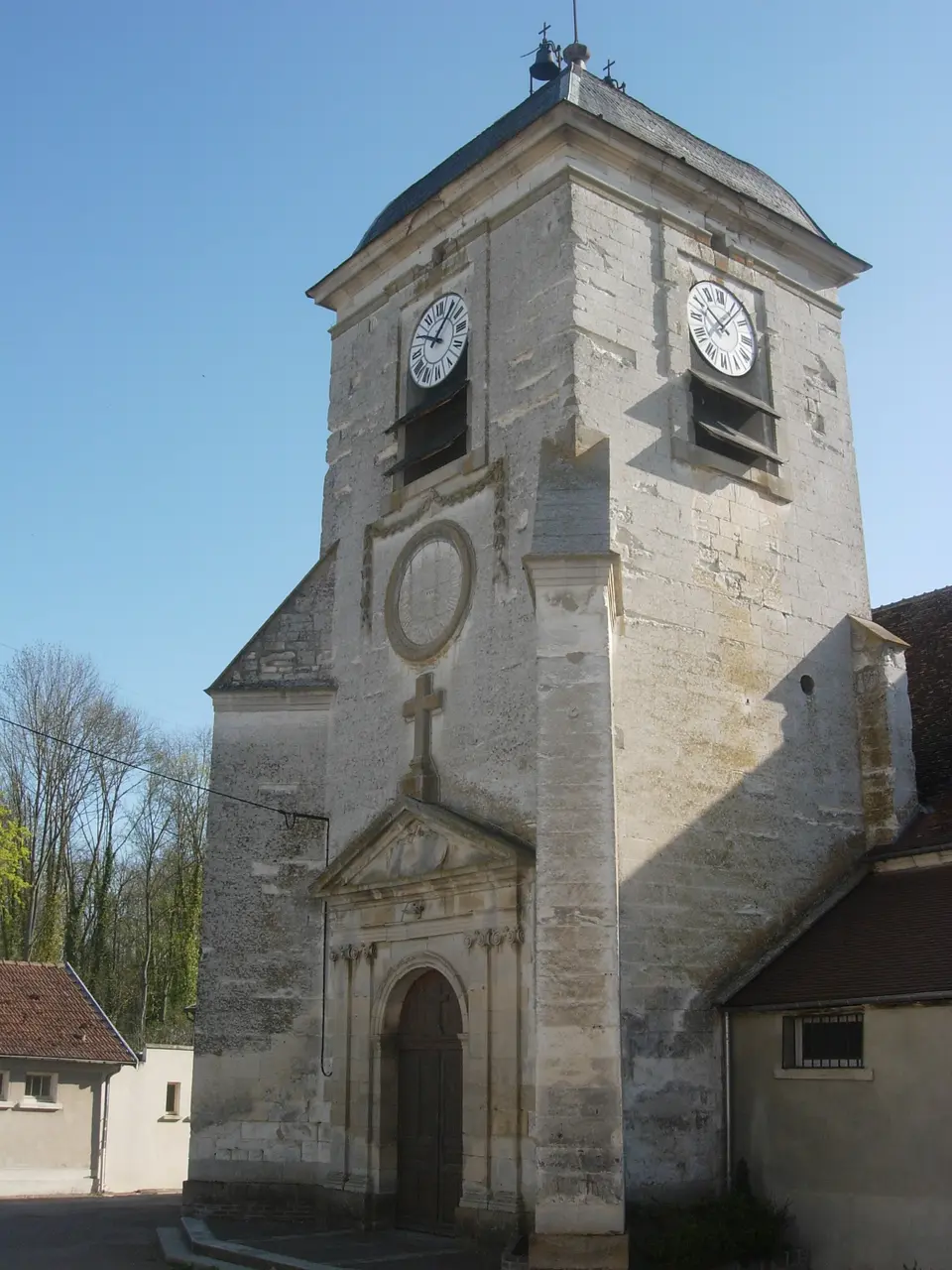 Estissac église 02