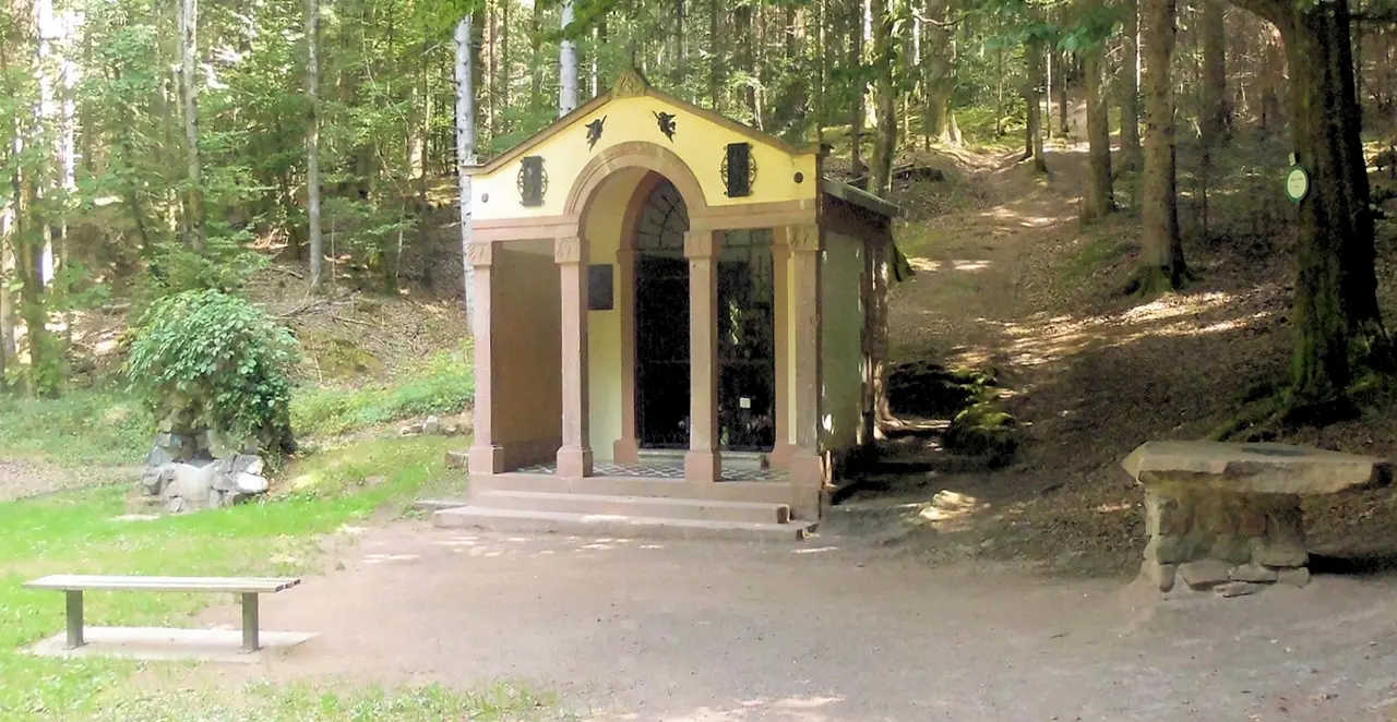 Étival-Clairefontaine, Chapelle Vierge des Grâces