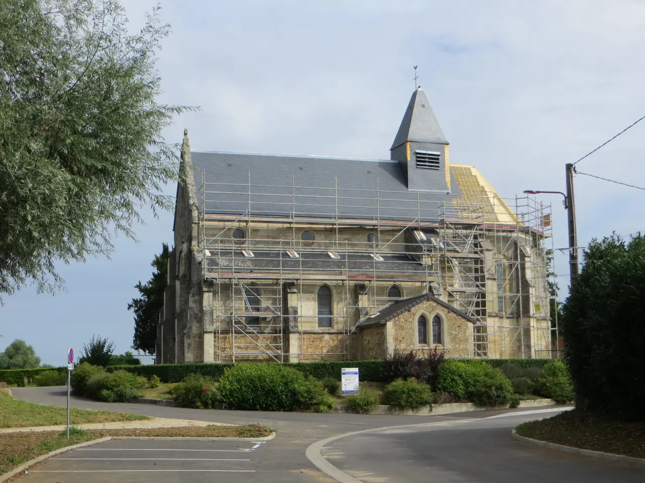 Frignicourt - Église Saint-Louvent 2