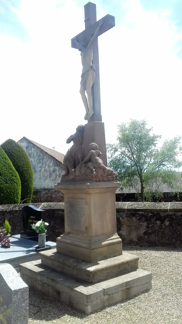 Griesheim sur souffel croix cimetiere1