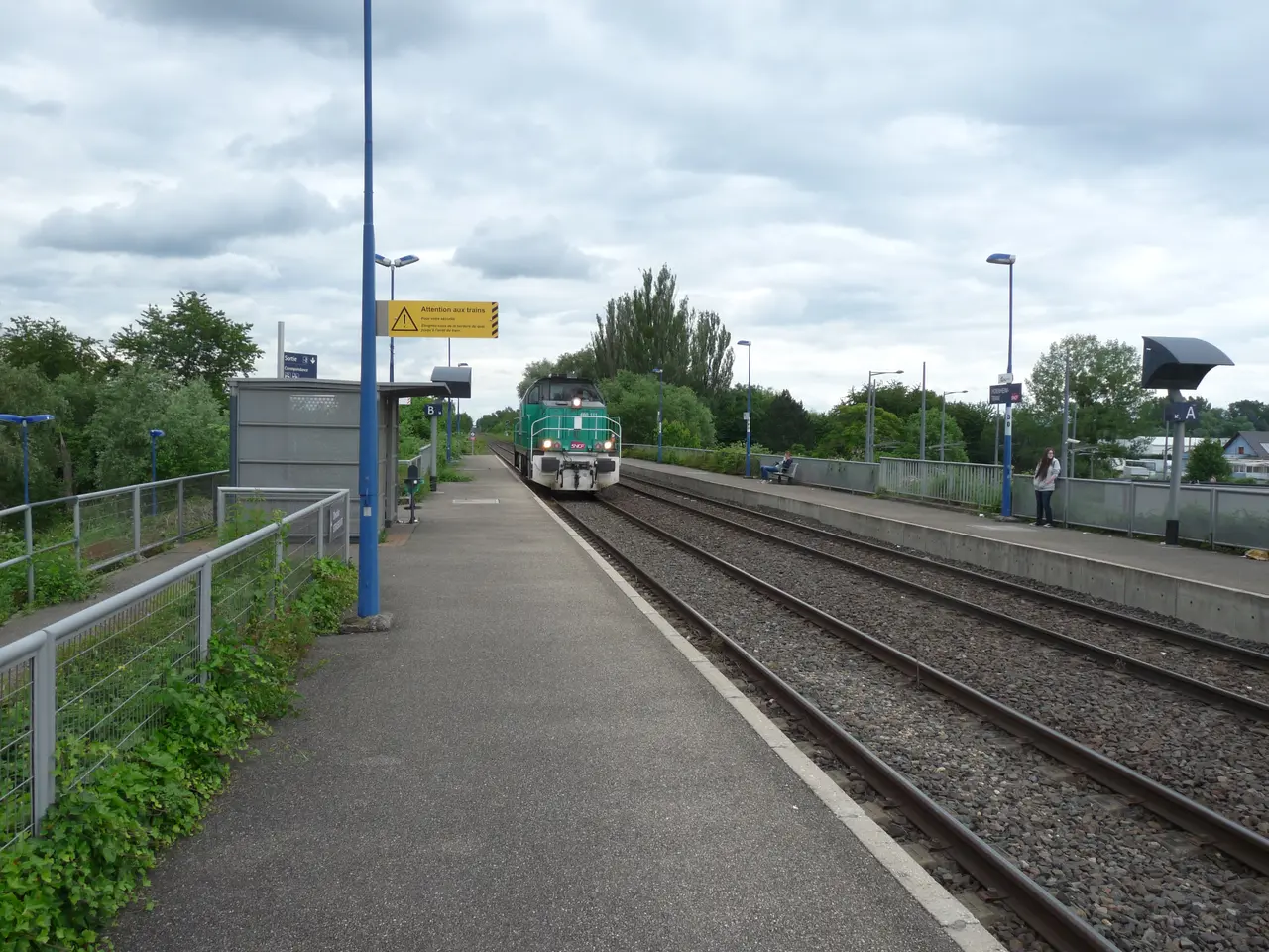 Hœnheim tram station 2016 (rail) 1