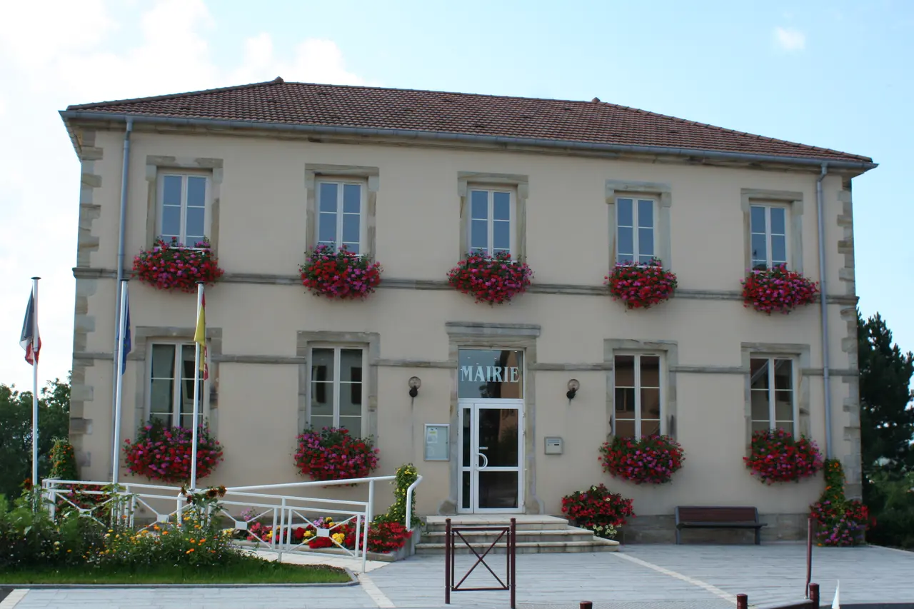 Jeanménil mairie 01