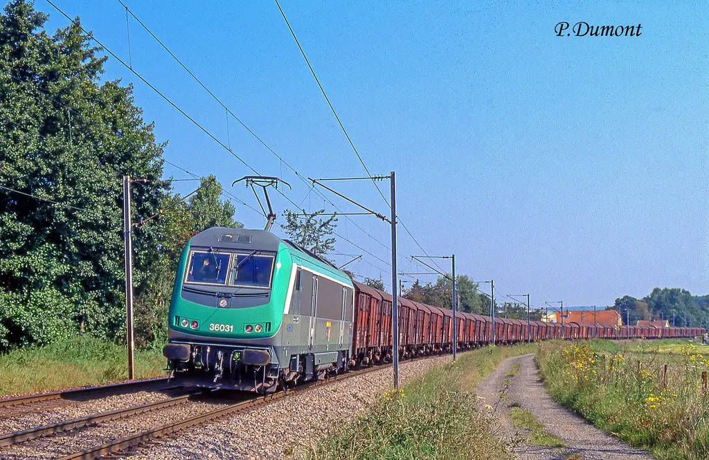 09-2000 36031 La Francheville complet couverts 472 124 LMS-BTY