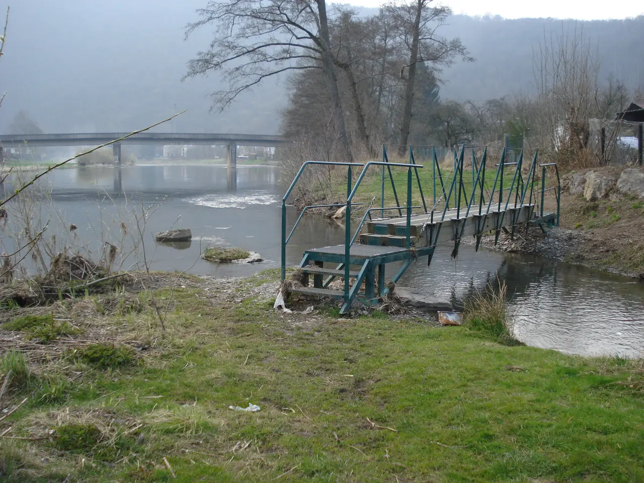 Les Hautes-Rivières (Ardennes) Ruisseau de St.Jean, confluence avec Semoy (2)
