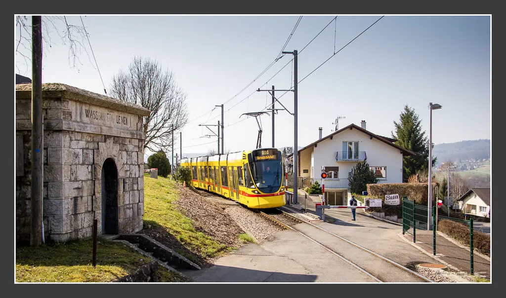 Basel Tram Linie 10 in Leymen, 23. März 2015