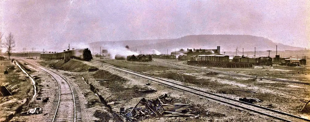 US Railhead at Liffol-le-Grand, France 12-18-18 NARA111-SC-41275a-ac