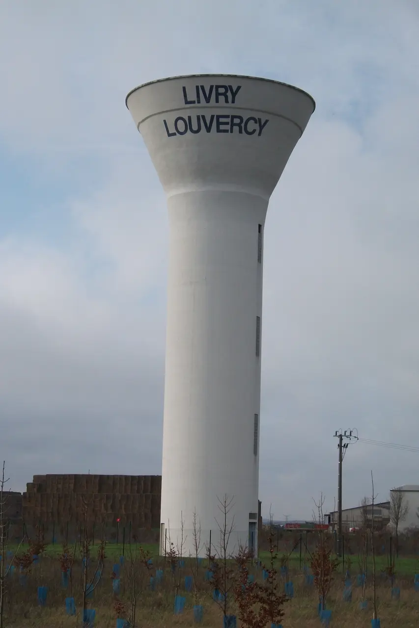 Livry Louvercy 4213