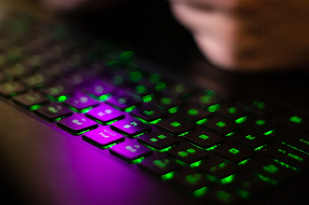 Gaming in magenta and green