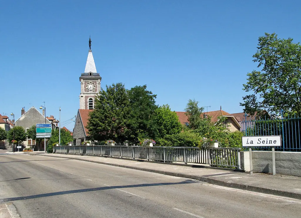 Méry-sur-Seine (pont sur la Seine) • 5260