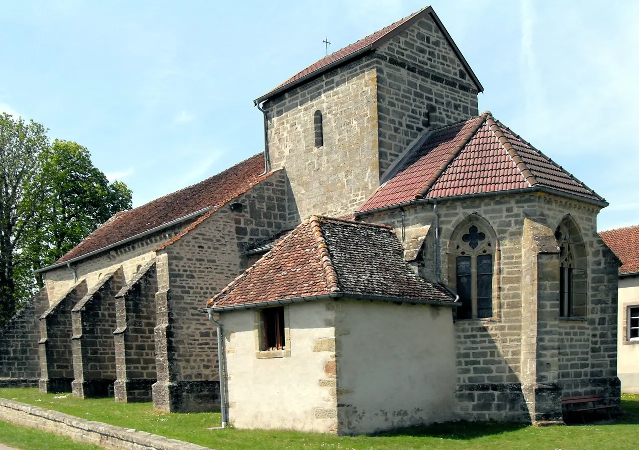 Rozières-sur-Mouzon, Église Notre-Dame 1