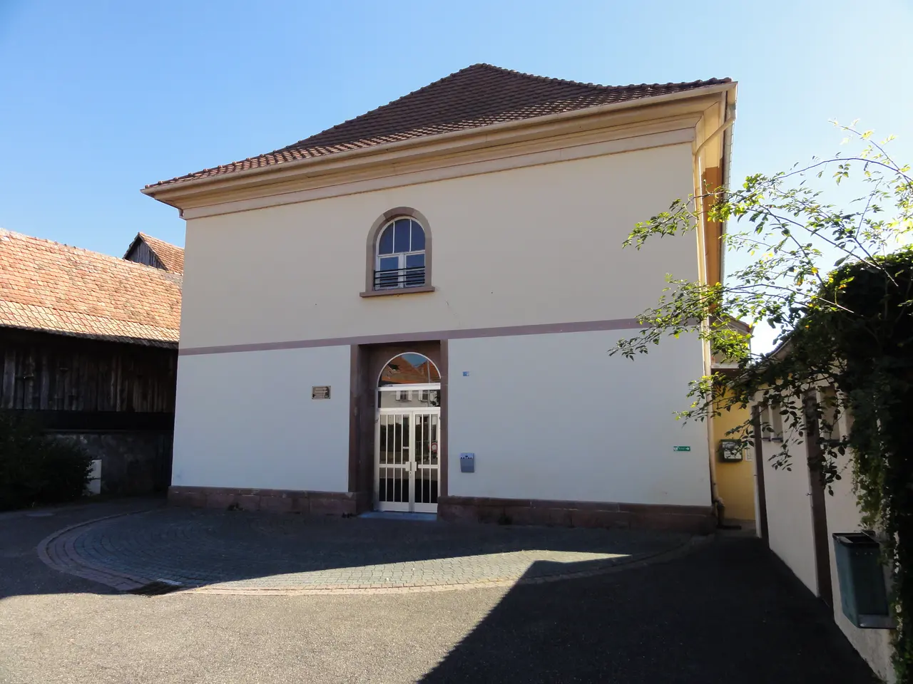 Muttersholtz Synagogue (1)