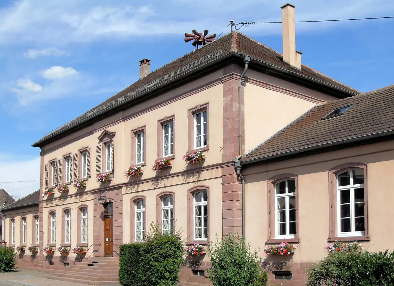 Oberhergheim, École