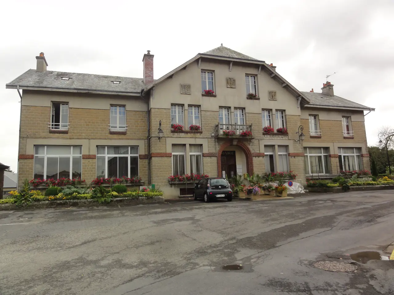 Prix-lès-Mézières (Ardennes) mairie