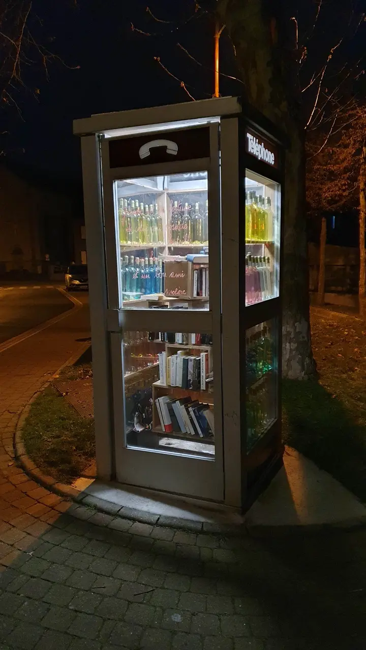 Rémelfing - Rue de l'Eglise - boîte à livres