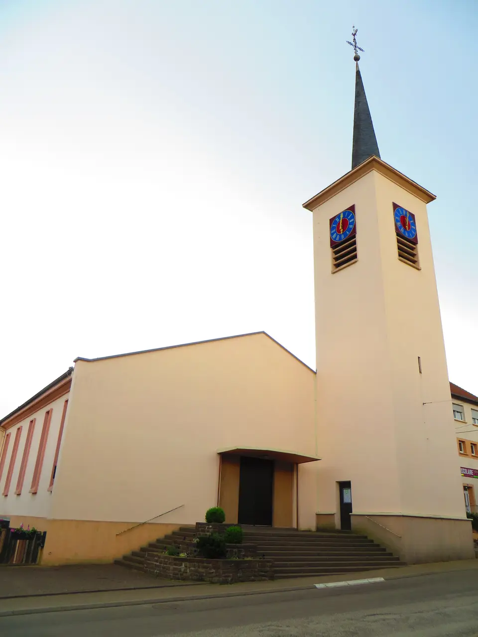 Lixing-lès-Rouhling Église Saint-Maurice