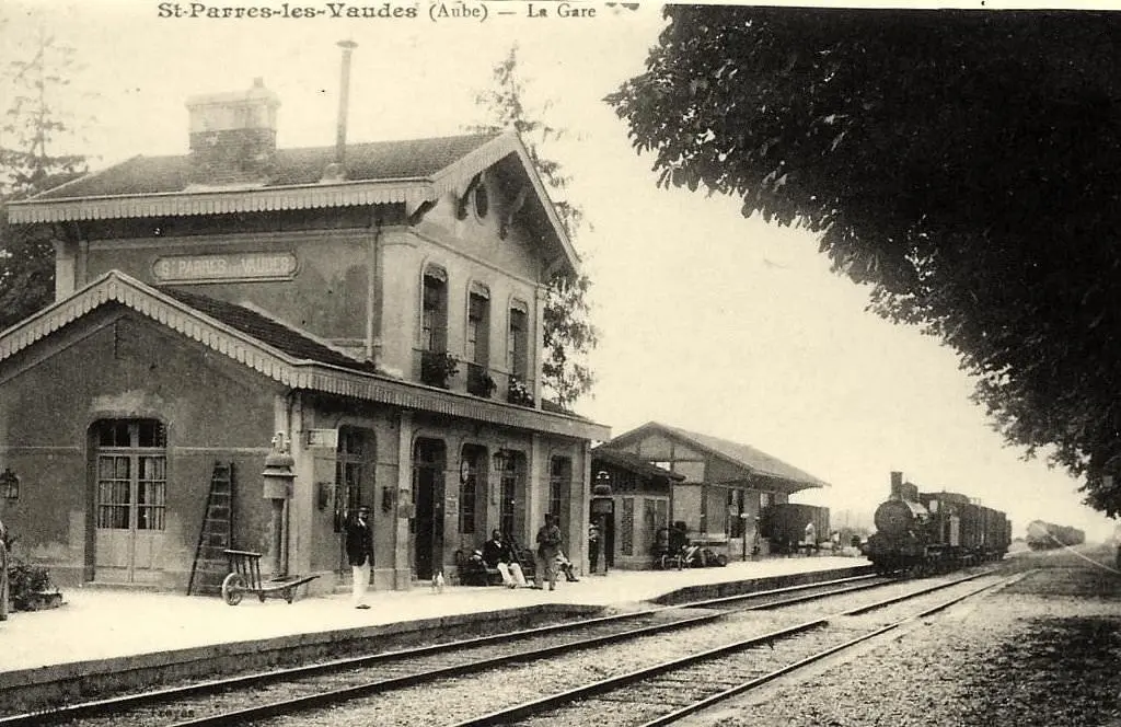 Saint-Parres-lès-Vaudes La gare vers 1910