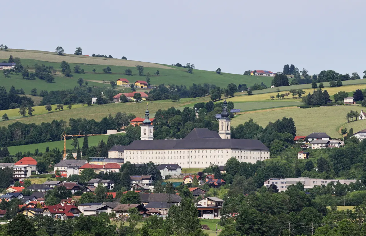 Blick auf Stift Schlierbach 1