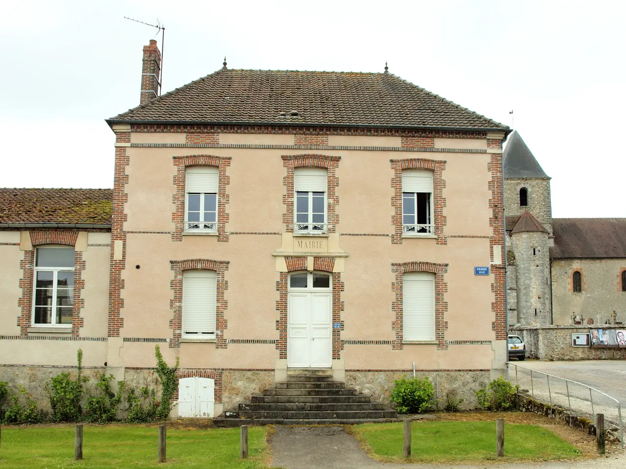 Les Essarts-lès-Sézanne-FR-51-mairie-2