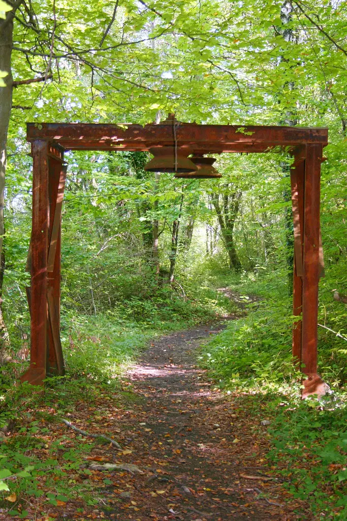 Spicheren, Kreutzheck - portique de l'ancienne carrière de pierres