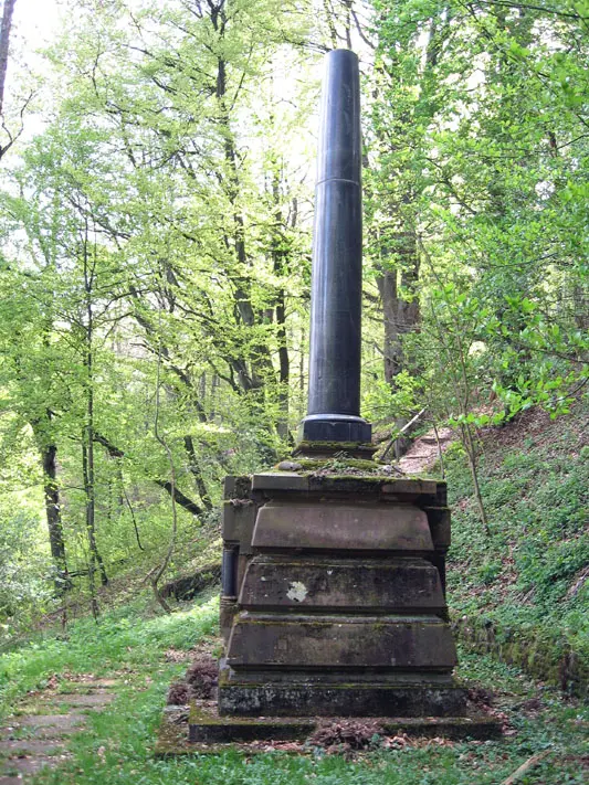 Spicheren Ehrenmal 12er total